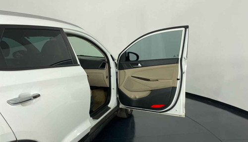 Imagen 14 de 15 de 38316 - Hyundai Tucson 2016 Con Garantía