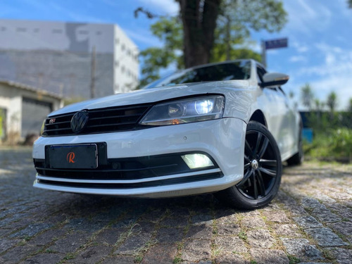Volkswagen Jetta 2.0 Tsi Highline 4p
