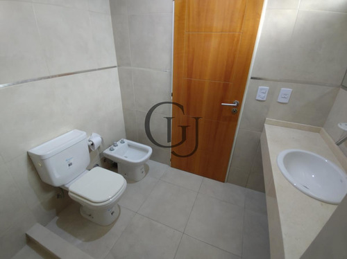 Imagen 15 de 29 de En Venta ! Excelente Departamento 3 Amb Con Patio, Cochera Y Balcon Aterrazado - 93m2