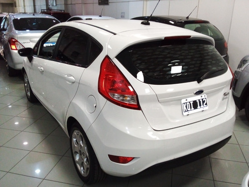 Imagen 3 de 14 de Ford Fiesta Kinetic Titanium Concesionario Gm