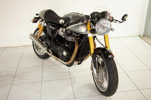 Imagem 2 de 15 de Triumph Thruxton R