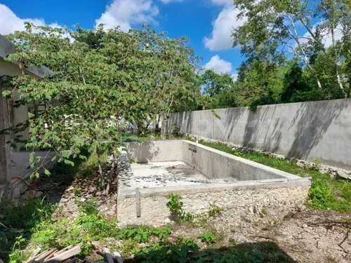 Residencia En Construcción, 1586 M2 De Terreno En Campo Bravo, Mérida, Yucatán.