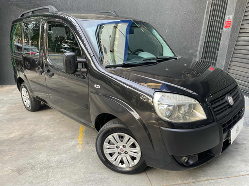 Fiat Doblo 1.8 16v Essence Flex 5p