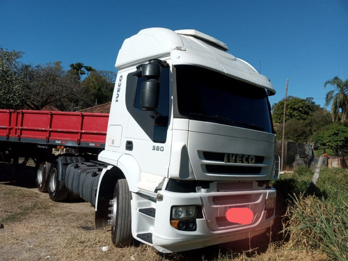 Imagem 2 de 13 de Iveco Stralis Ano 2008