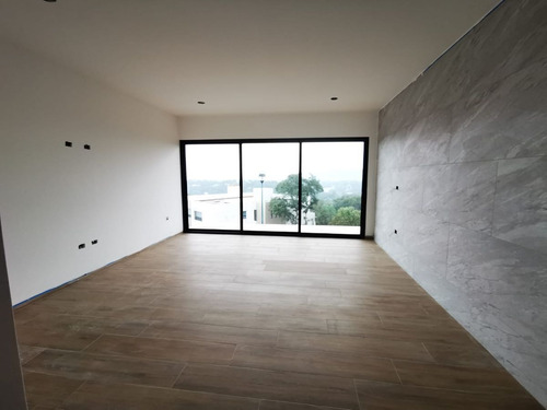 Imagen 14 de 25 de Casa En Venta En Condado De Sayavedra