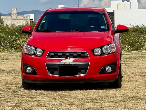 Imagen 2 de 11 de Chevrolet Sonic Ltz 2017 At Rojo A Crédito