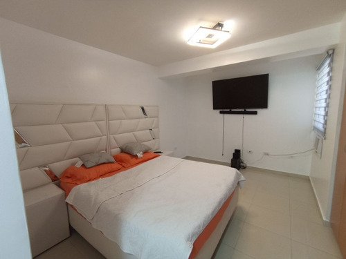 Imagen 4 de 24 de Fg Apartamento Moderno En Los Mangos, Calle Cerrada. Res. Alameda