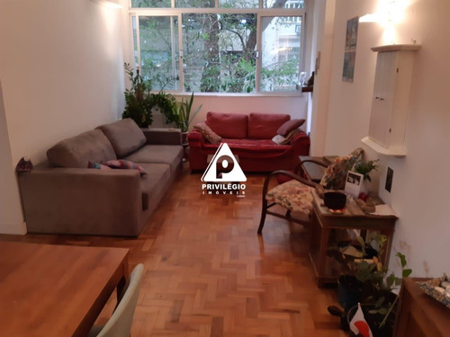 Apartamento À Venda, 2 Quartos, 1 Suíte, Copacabana - Rio De Janeiro/rj - 26543