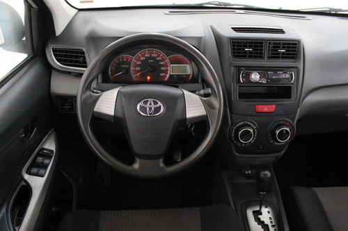 Imagen 13 de 15 de Toyota Avanza 2015 4 Cilindros