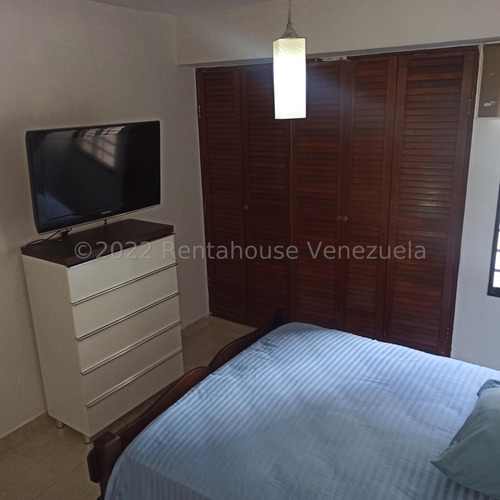 Lindo Apartamento En Urb. Ops San Antoniodg
