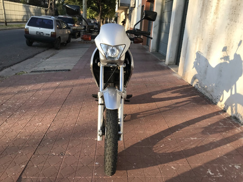 Imagen 3 de 13 de Honda Falcon Nx4