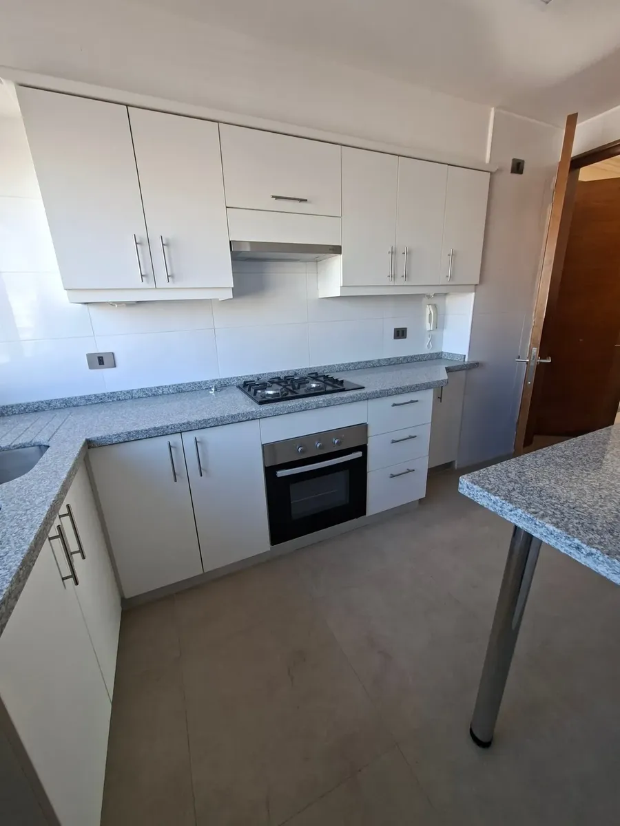 Imagen 5 de 19 de Exclusivo Depto. 4d, 3b ,1e En Plena Av. Perú, Viña De Mar