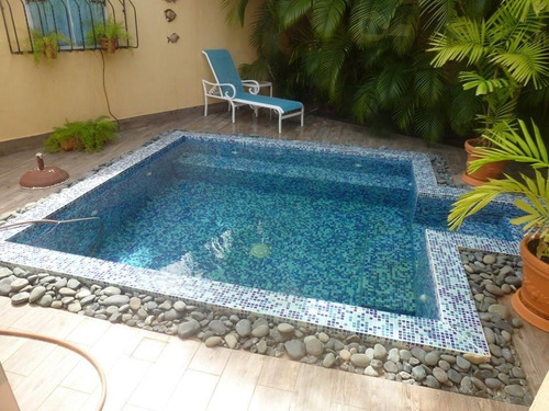 Imagen 4 de 10 de Hermosa Villa En Metro Country Club,