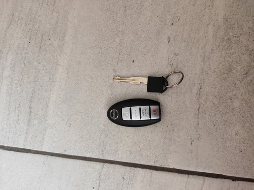 Llave De Presencia Nissan Versa Sentra 2012-2018 Cwtwb1u815 (Usado)