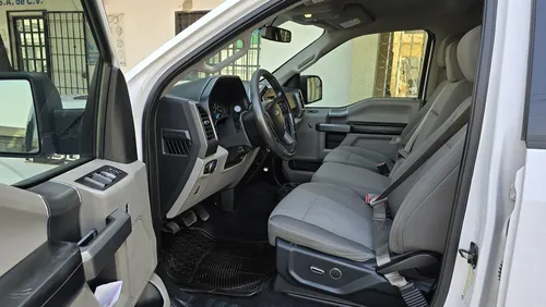 Ford F-150 5.0l Doble Cabina V8 4x4 At