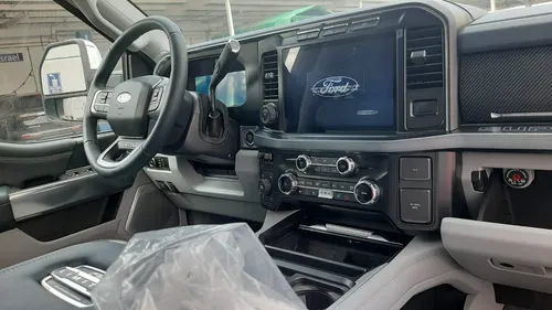 Ford F-250 Limited Diesel 6.7l V8 Ta