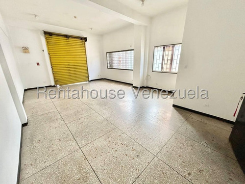 Dennymar, Alquila Local Comercial, Ubicado En Zona Con Fluidez Peatonal Y Vehicular Ofreciendote Un Espacio De 45mts2 Para Ser Adecuados A Tu Requerimiento. Contactame Y Hagamos Negocios. B5a0dd9