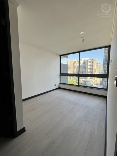 Departamento 1d/1b, Av Vicuña Mackenna Poniente, La Florida.