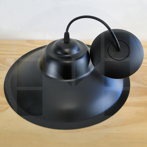 Imagen 2 de 3 de Lampara Colgante China Chapa 32cm Negra Ferrolux