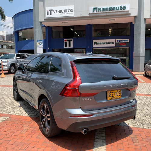 Volvo Xc 60 T5 Momentum Awd 2.0t At 2019