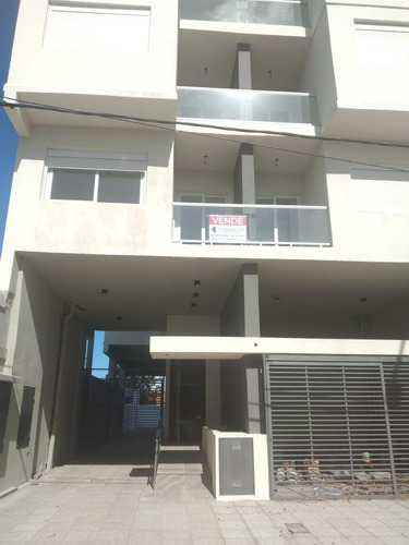 Imagen 3 de 14 de Hermoso Depto De Dos Dorm - Cochera