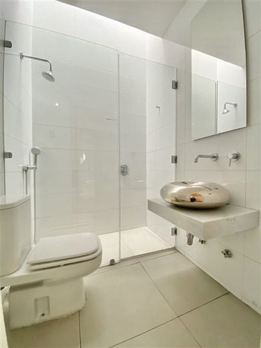 Departamento En Venta De 3 Dorm. En Santiago