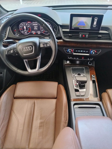 Audi Q5 2.0 L Security