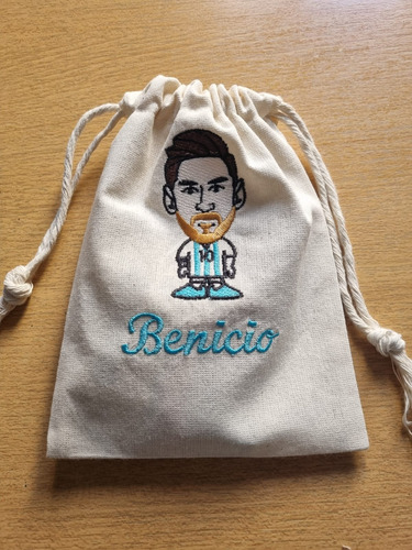 10 Bolsas De Tela Bordadas Personalizadas - Souvenir