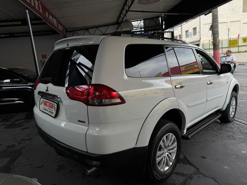 Mitsubishi Pajero 3.5 HPE 4X4 7 LUGARES V6 24V FLEX 4P AUTOMÁTICO