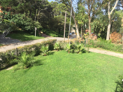 Casa Dumbus Gran Casa Pinamar Centro 14 Personas + Cuna, Pet Friendly, Parrilla, Parque, Metegol, Wifi Fibra 300mega Eventos