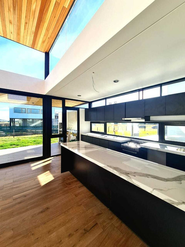 Imagen 9 de 13 de Dueño Vende A Estrenar Casa C/piscina L 46 Ceibos Entrega Ya