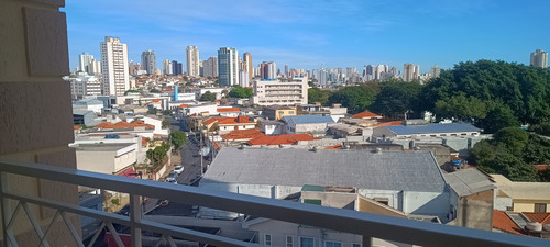 Apartamento De Dois Dormitórios Com Móveis Planejados.