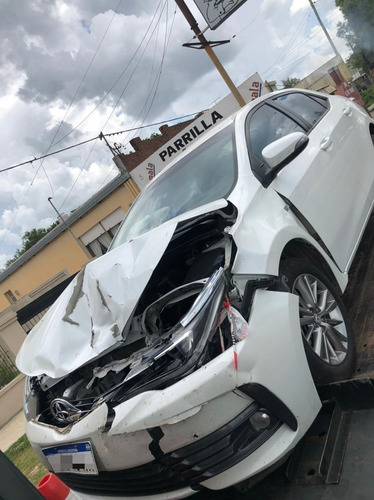 Toyota Corolla Xei Pack 2017 Chocado Poco