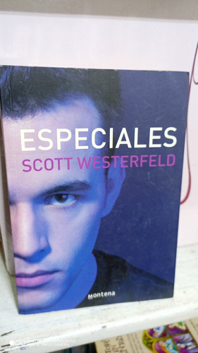 Libro Especiales. Scott Westerfeld