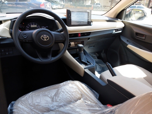 Imagen 12 de 17 de Toyota Yaris Dubai 2023