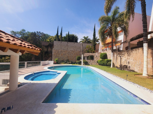 Conjunto Paraíso Que Consta De 2 Casas De 4 Habitaciones Cada Una Con Alberca, Jacuzzi, Enorme Jardín, Palapa Y Vistas Panorámicas En Fracc Rancho San Diego Ixtapan De La Sal Edomex