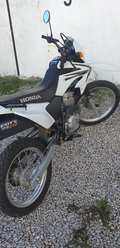 Imagen 3 de 4 de Honda Tornado