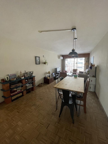 Imagen 4 de 23 de Apartamento Sobre Pablo De María Entre 18 De Julio Y Colonia.