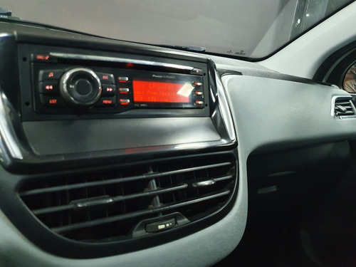Imagen 7 de 15 de Peugeot 208 1.5 Active Año 2016 Color Blanco As Automobili