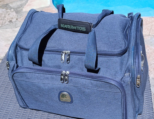 Bolso Karpatos De Viaje - Excelente Estado. Azul Acero Lisa (Usado)