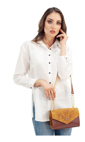 Imagen 3 de 7 de Bolsa Tipo Crossbody De Piel Con Grabado Tipo Cincelado Moda
