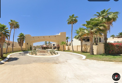 Casa Ubicada En Colonia Villas Del Tezal, Cabo San Lucas, Baja California Sur. Con 3 Recamaras Y 218m2. A Unos Minutos De Costco Los Cabos.