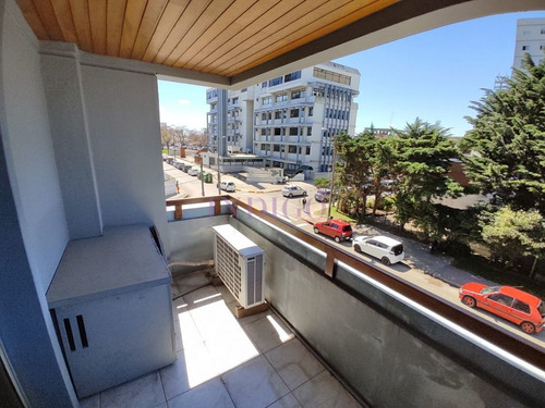 Imagen 2 de 23 de Amplio Y Luminosos Apartamento A La Venta En Centro Maldonado - Maldonado Centro Maldonado