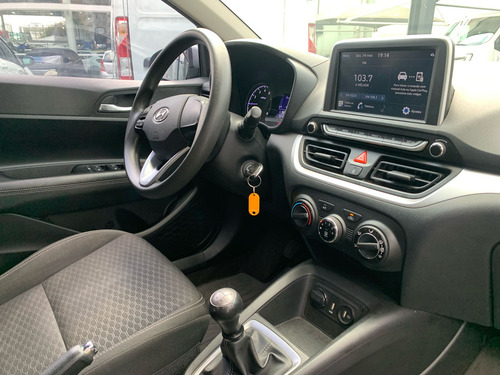 Hyundai HB20 Hyundai HB20 Evolution 1.0