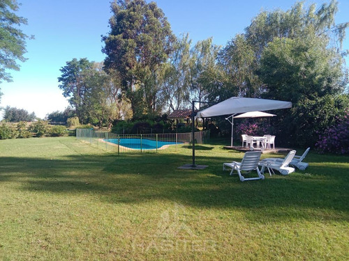 Casa En Venta De 4 Dorm. En Linares
