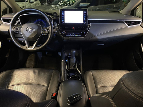 Toyota Corolla 1.8 VVT-I HYBRID ALTIS