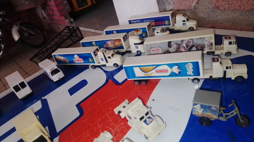 Lote De Carritos Bimbo Coleccion Toy De Traileres Y Moto Blanco (Usado)
