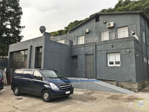Imagen 1 de 12 de Iza. Casa O Local Comercial Con Deposito Prox. Nuevo Centro