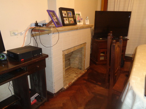 Venta De Casa En Burzaco C/ 3 Dormit./garaje,galeria Y Amp