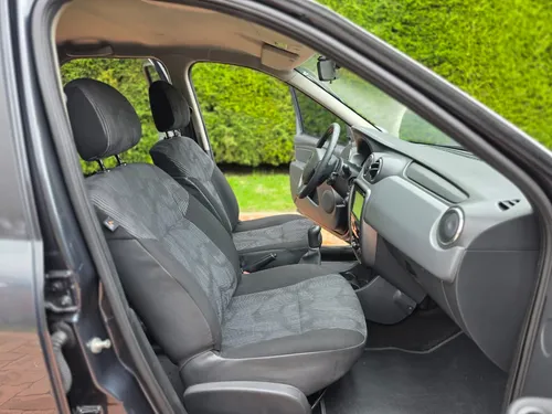 Renault Logan 1.6 Expression